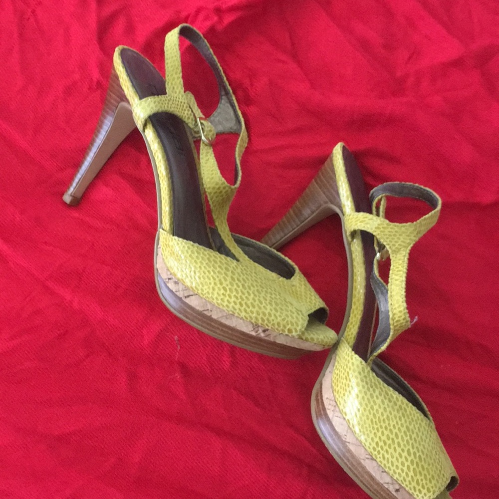 🍀 ModaSpana heels